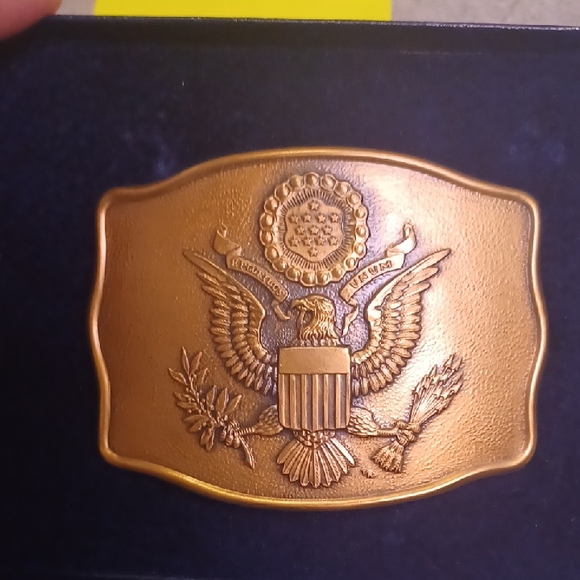 = 200th Anniversary Of The Great Seal Of The US Elegant Gold Eagle Belt Buckle